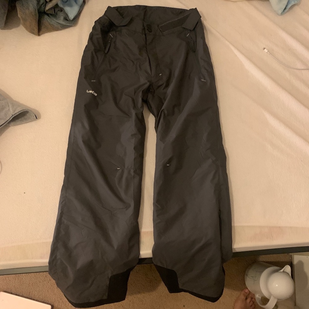 💙🤍Water resistance/water proof ski pants